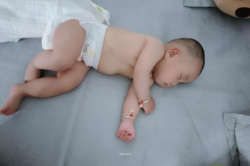 滕州宝宝口水多怎么回事
